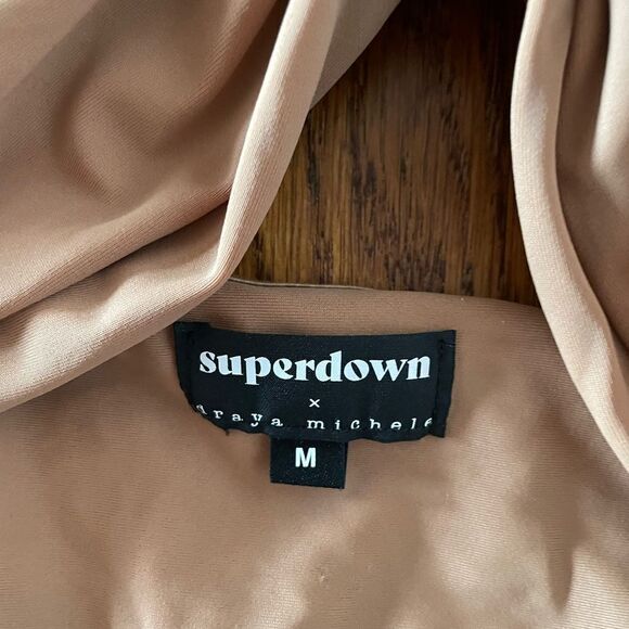 Brown chain top - Picture 3 of 3